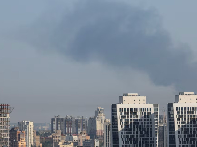 russia pounds ukraine with missiles for second day